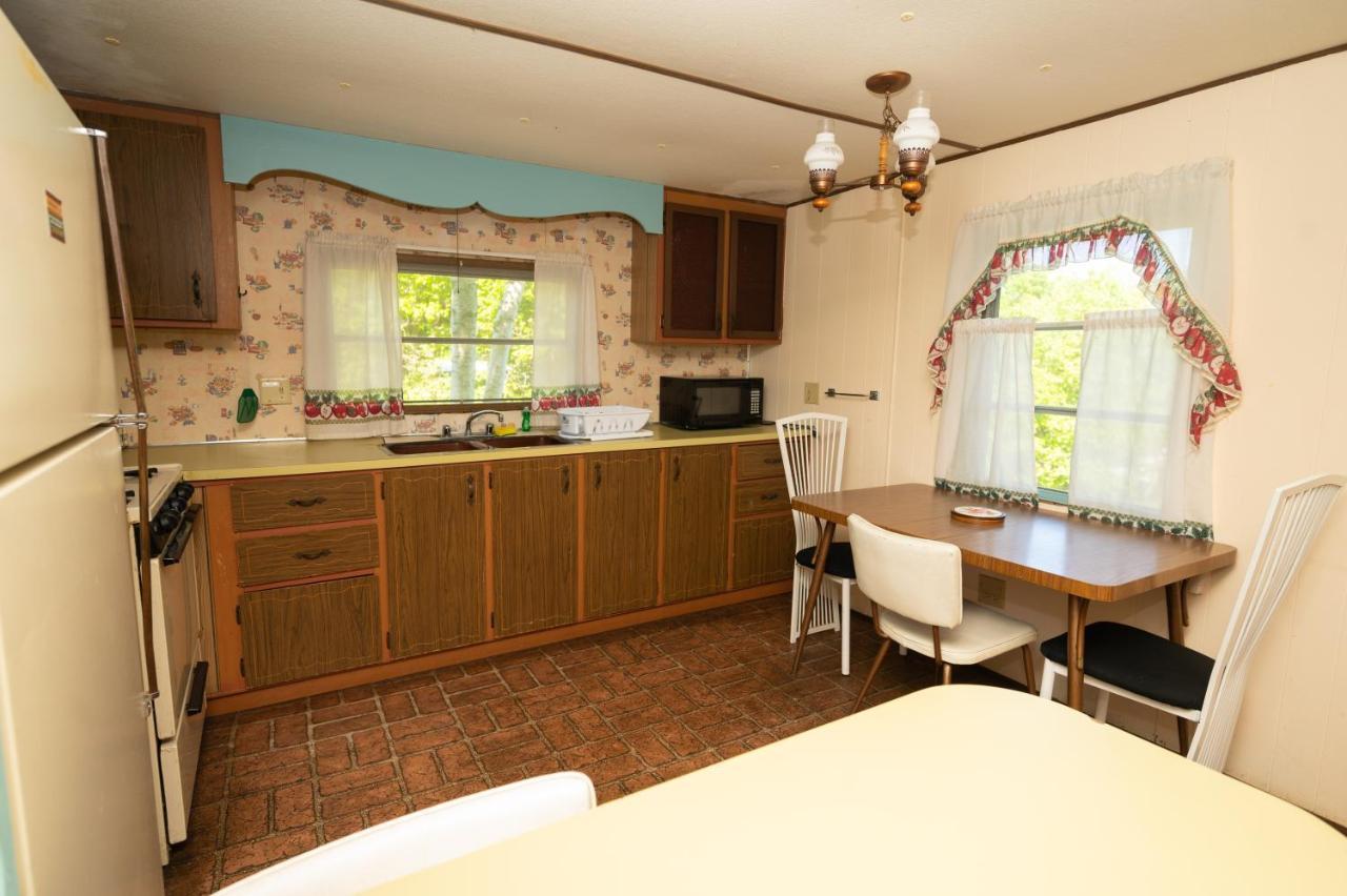 Fair Wind Motel And Cottages Clayton Esterno foto