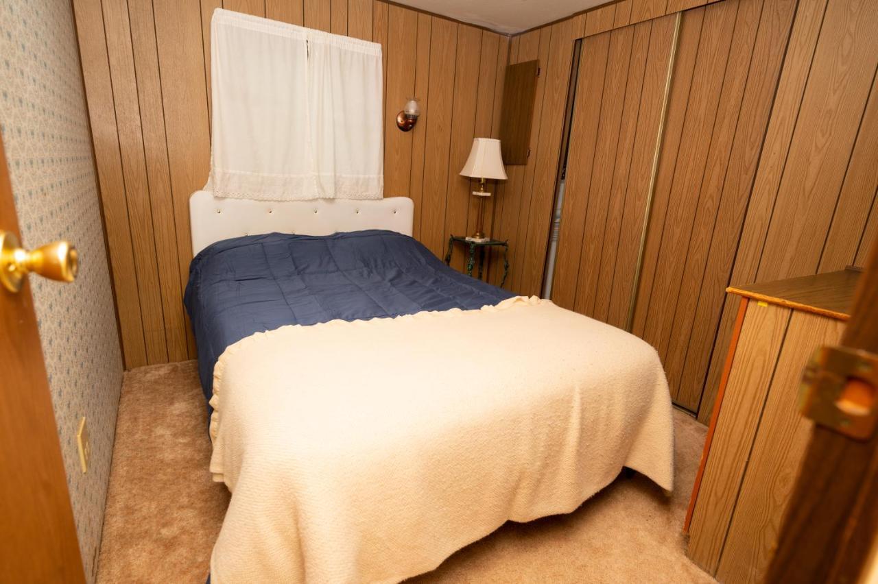 Fair Wind Motel And Cottages Clayton Esterno foto