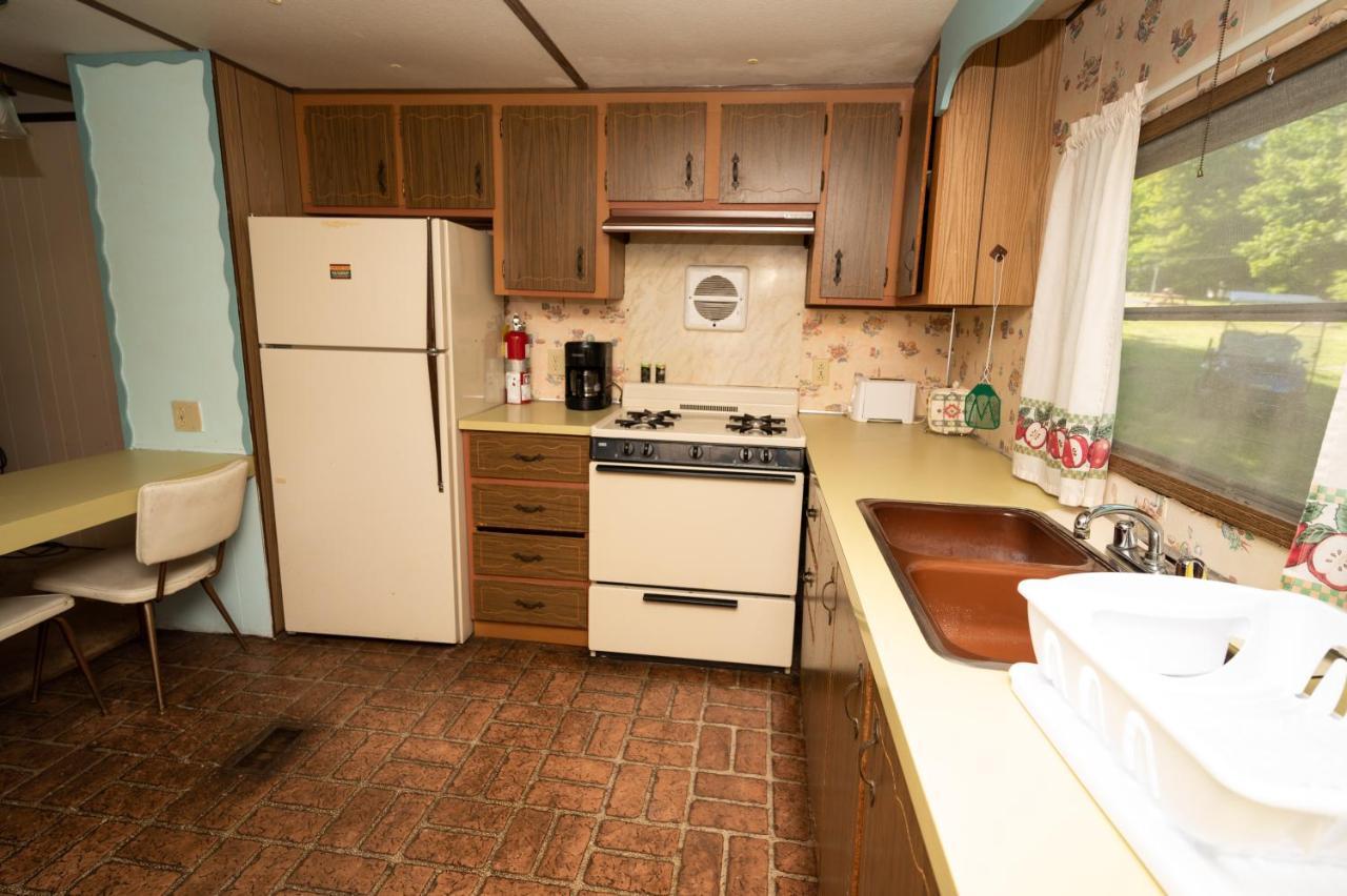 Fair Wind Motel And Cottages Clayton Esterno foto