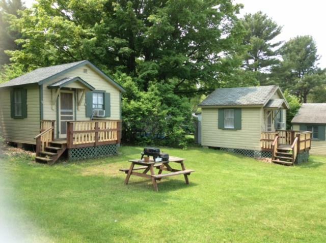 Fair Wind Motel And Cottages Clayton Esterno foto